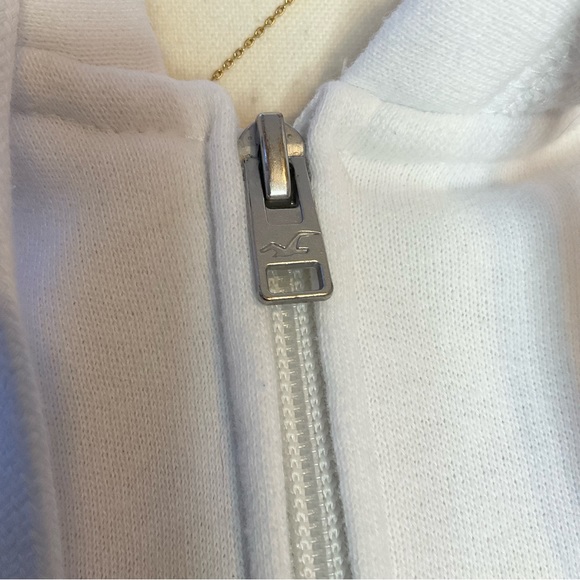 Y2K Vintage White Zip Up - Picture 2 of 5